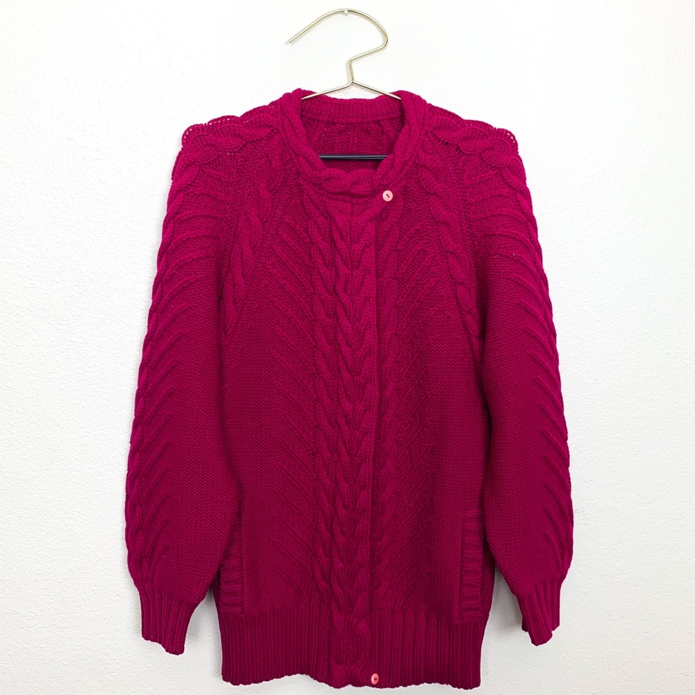 Vintage Long Knitted Sweater 🐝